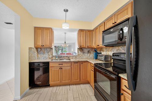 apt-106-6193 Pointe Regal Cir, Delray Beach, FL, 33484-2430 | Card Image