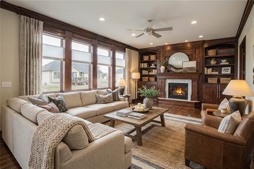 3032 Stockbury St, Ames, IA, 50010-1165 | Card Image