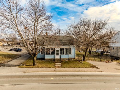 415 S Buffalo St, Warsaw, IN, 46580-4306 | Card Image