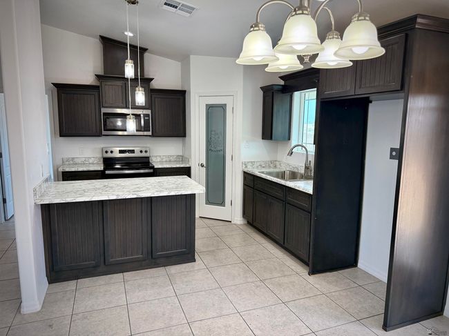 10849 Concho Dr, House other with 3 bedrooms, 2 bathrooms and 2 parking in Wellton AZ | Image 6