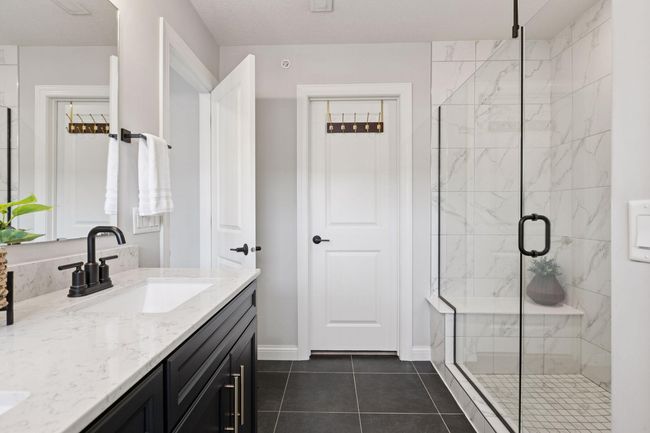 641 Village Dr, Townhouse with 4 bedrooms, 4 bathrooms and null parking in New Brighton MN | Image 26