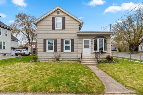 646 W 1st Street, MENASHA, WI, 54952 | Card Image
