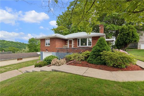 635 4th St, Sutersville, PA, 15083-1049 | Card Image