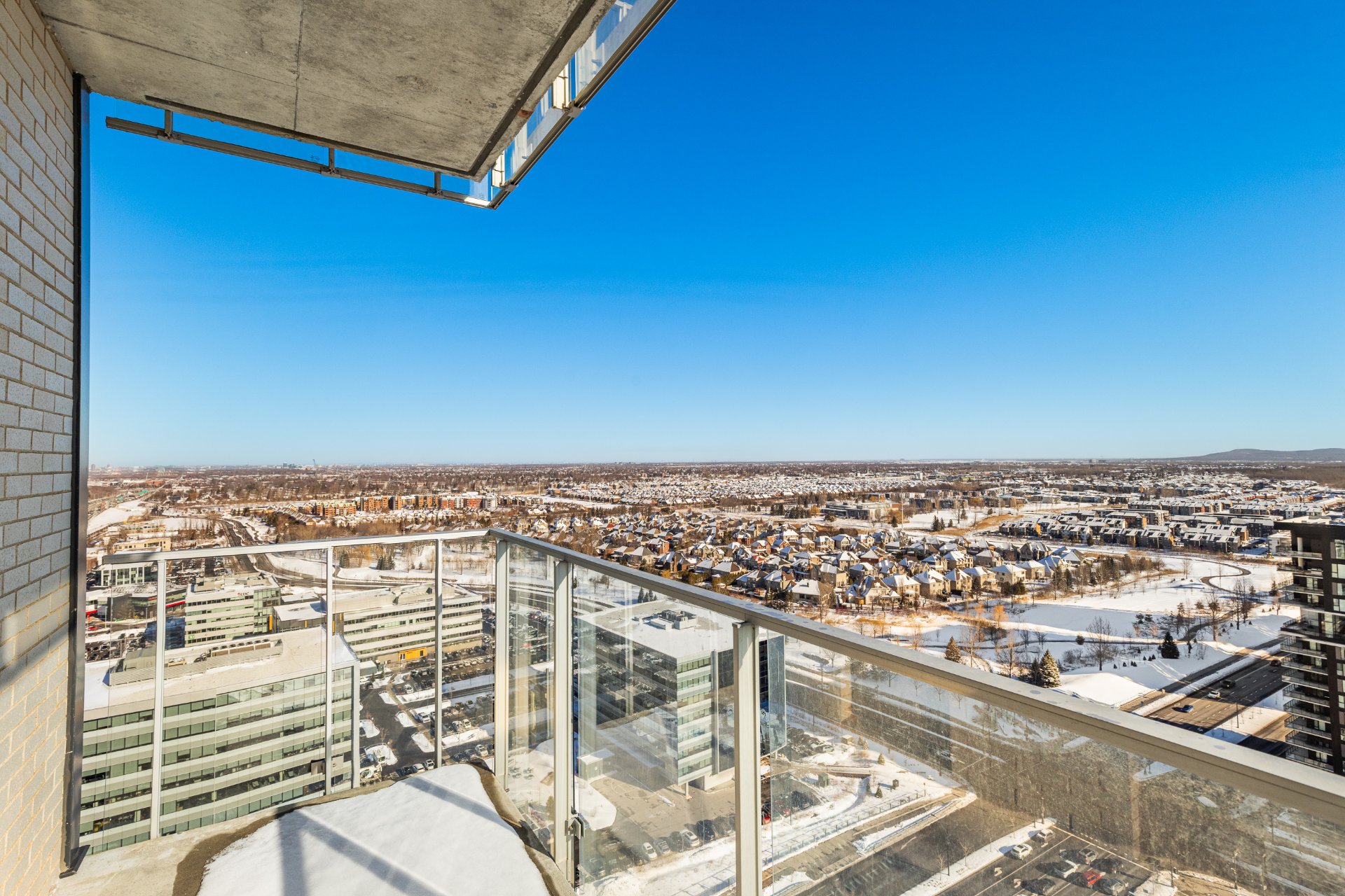 Residential in Brossard 5
