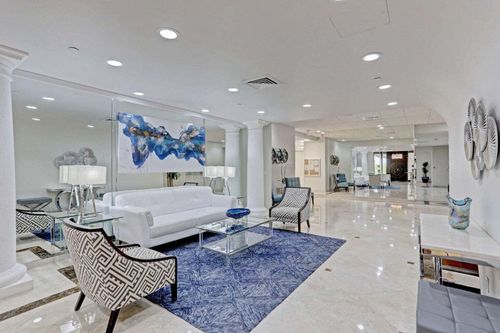 apt-5-5380 N Ocean Dr, Riviera Beach, FL, 33404-2531 | Card Image