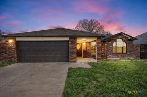 3705 Basset Dr, Killeen, TX, 76543-5376 | Card Image