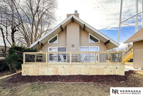 2203 Beaver Lake Blvd, Plattsmouth, NE, 68048-4724 | Card Image