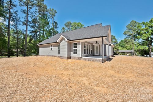 586 Wilhelm Place Ne, Concord, NC, 28025 | Card Image