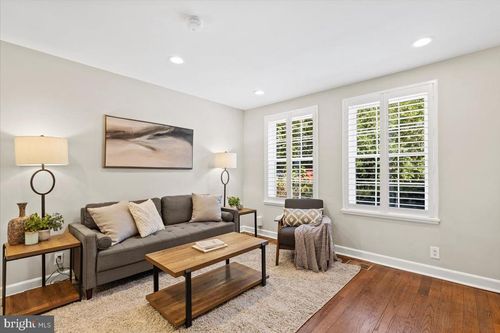 4855 27th Rd S, ARLINGTON, VA, 22206-1301 | Card Image