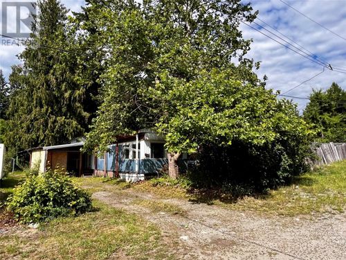 222 2 Ave, New Denver, BC, V0G1S1 | Card Image