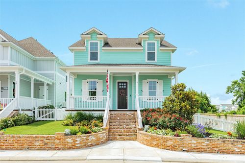 9 Caravelle Ct, Galveston, TX, 77554-2917 | Card Image