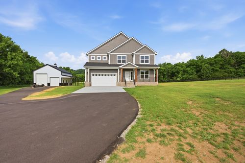 3319 Booker Ridge Rd, Mount Pleasant, TN, 38474-3009 | Card Image