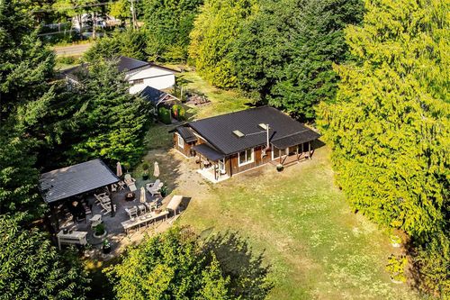 7894 Island Hwy S, Fanny Bay, BC, V0R1W0 | Card Image