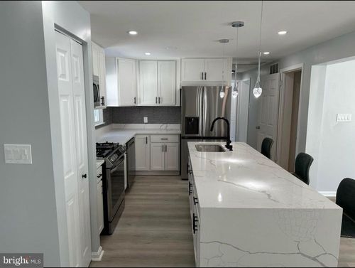 114 Geneva Ave, SILVER SPRING, MD, 20910-5105 | Card Image