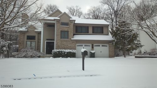 16 Tall Oaks Ln, Budd Lake, NJ, 07828-2540 | Card Image