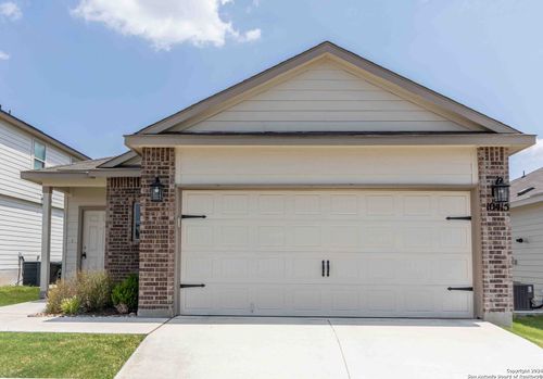 10415 Beachball, Converse, TX, 78109 | Card Image