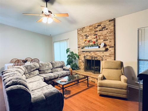 2950 San Diego Dr, Dallas, TX, 75228-1746 | Card Image