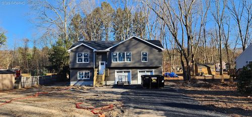 6 Mark Dr, Port Jervis, NY, 12771-3907 | Card Image