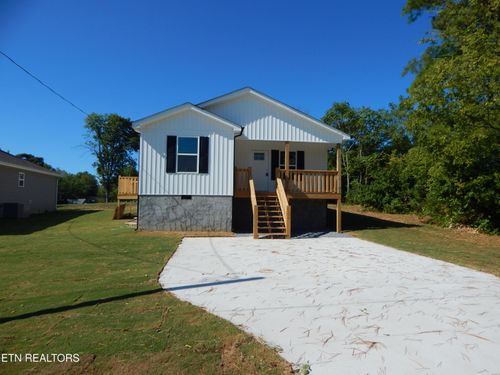 205 Kelsey St, Etowah, TN, 37331 | Card Image