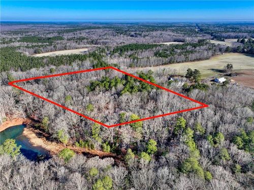 5.1+AC Lees Landing Lane, Saluda, VA, 23149 | Card Image
