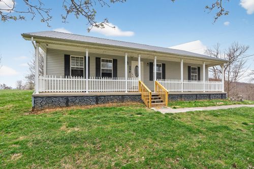 14 Braxton Ln, Mount Vernon, KY, 40456-8302 | Card Image
