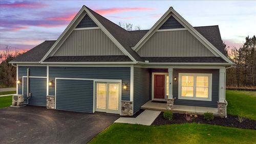 2 Chatwood Ln, Henrietta, NY, 14467-9637 | Card Image