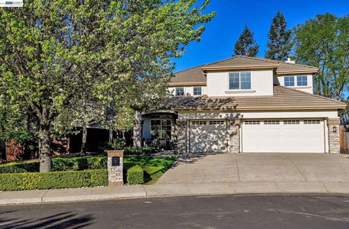 9 9 Cross Bridge Pl, Danville, CA, 94526 | Card Image