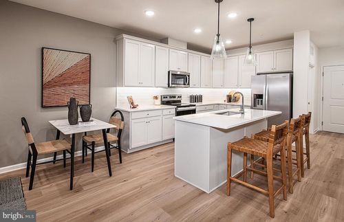 104-453 Washington St, Conshohocken, PA, 19428-2475 | Card Image