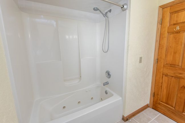 504 Eastern Trl, House other with 4 bedrooms, 4 bathrooms and null parking in MUKWONAGO WI | Image 39