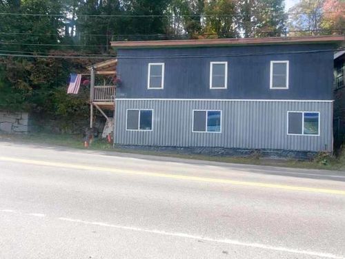 122 Mill St, Hardwick, VT, 05843-6030 | Card Image