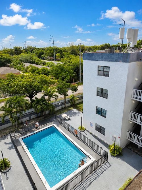 416-13500 Ne 3rd Ct, North Miami, FL, 33161-3681 | Card Image