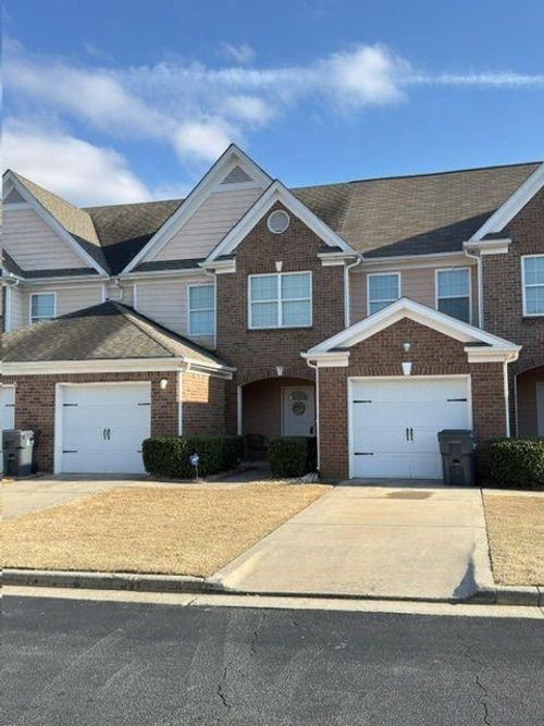 121 Village Dr, Loganville, GA, 30052-6946 | Card Image
