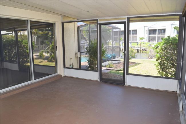 Back Lanai | Image 20