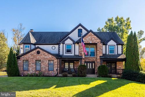 11681 Gilman Ln, HERNDON, VA, 20170-2420 | Card Image
