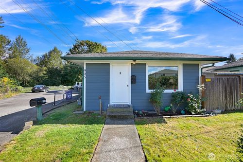 905 Broadway St, Arlington, WA, 98223-1002 | Card Image
