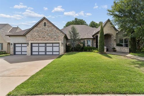 10404 Cherrywood Dr, Oklahoma City, OK, 73151-9434 | Card Image