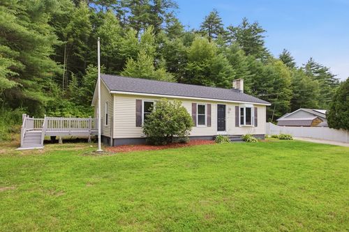 125 Glendale Cir, Ware, MA, 01082-1554 | Card Image