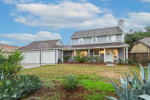 877 N Quince Ave, Rialto, CA, 92376 | Card Image