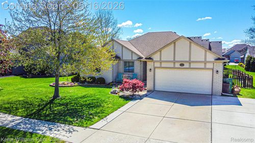 35452 Saint Clair Dr, New Baltimore, MI, 48047-1142 | Card Image