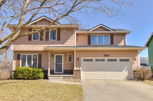 1501 Nw Cedarwood Dr, Ankeny, IA, 50023-1075 | Card Image