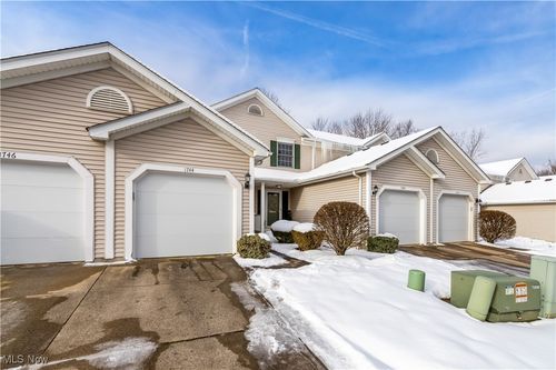 1744 Maxwell Blvd, Brunswick, OH, 44212-4418 | Card Image