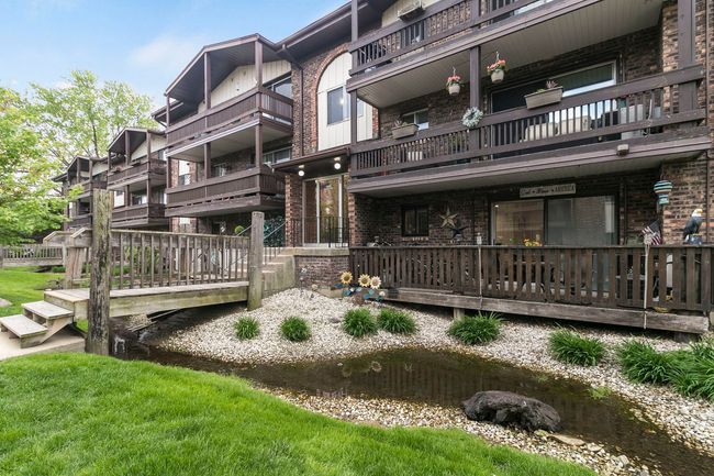 APT-704 - 14001 James Dr, Condo with 2 bedrooms, 2 bathrooms and 1 parking in Crestwood IL | Image 11