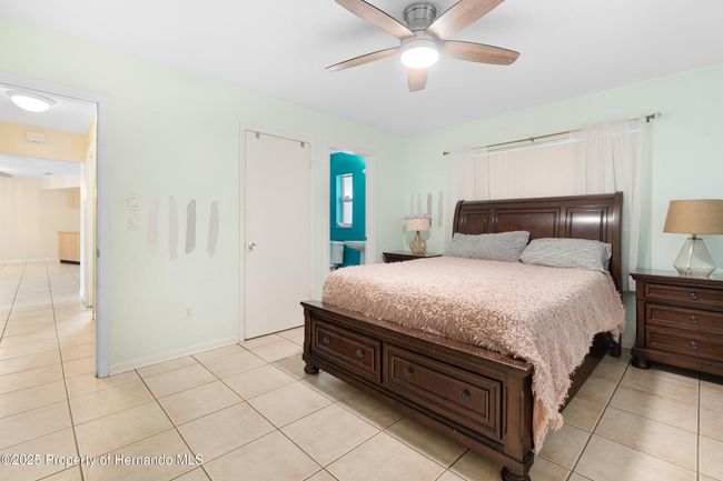 7464 Acorn Cir, House other with 3 bedrooms, 2 bathrooms and null parking in SPRING HILL FL | Image 21