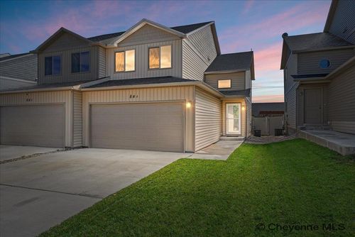 84 A 28th St, Wheatland, WY, 82201 | Card Image