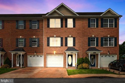 75 Babylonica Ct, BUNKER HILL, WV, 25413-3125 | Card Image
