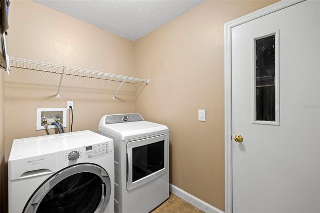 10454 Crestfield Dr, House other with 4 bedrooms, 2 bathrooms and null parking in RIVERVIEW FL | Image 20