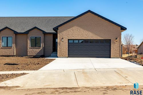 708 W Opal Ln Lane, Hartford, SD, 57033 | Card Image