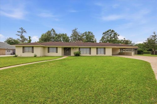 2127 Treemont Ln, Orange, TX, 77630 | Card Image