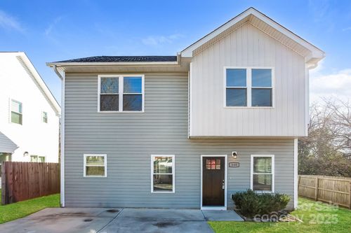 335 Todd Rd, Charlotte, NC, 28208-1146 | Card Image