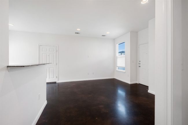 B - 6404 Carson Rdg, Condo with 2 bedrooms, 2 bathrooms and 2 parking in Austin TX | Image 19